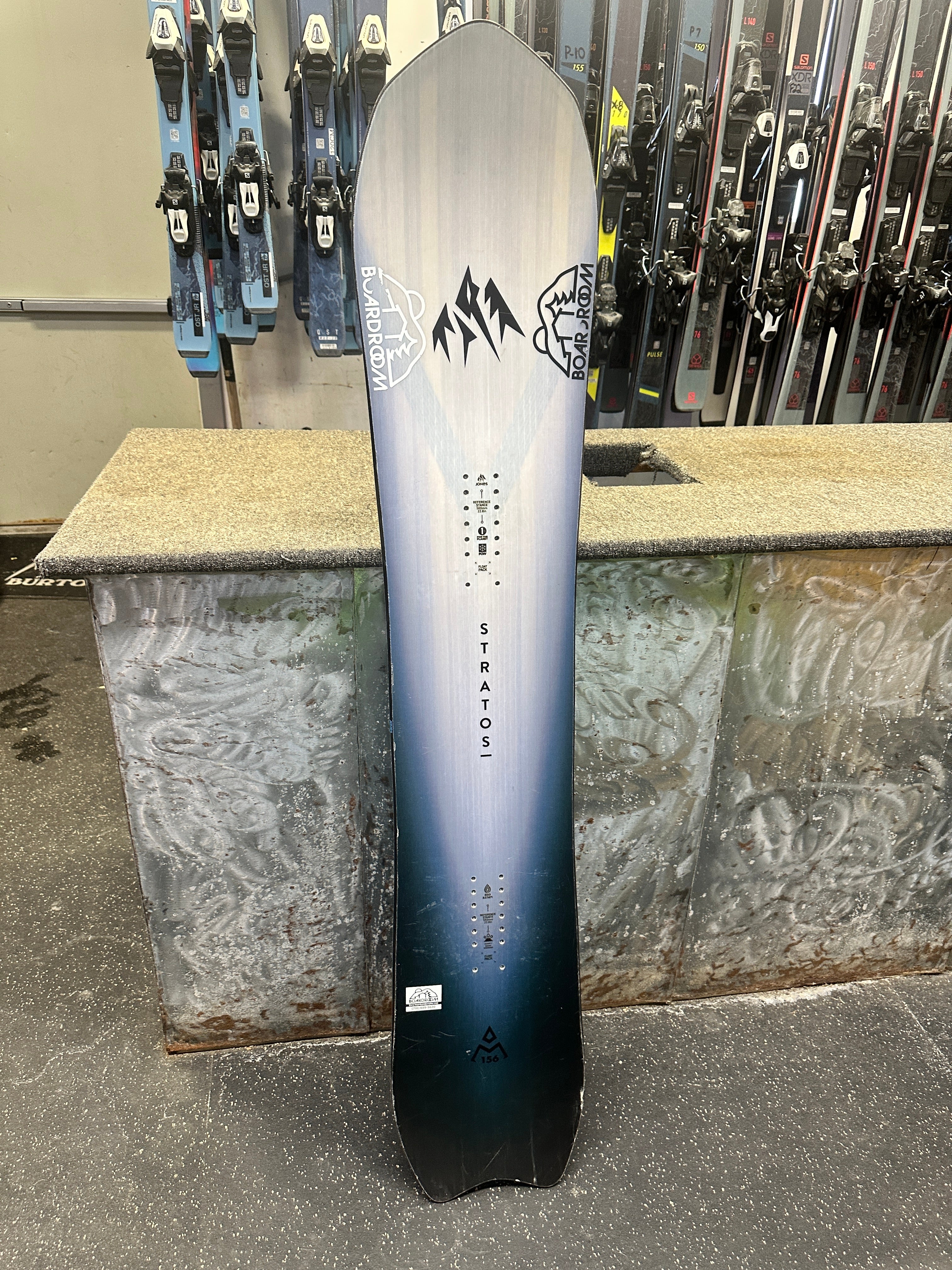 Jones Stratos DEMO 156cm | The Boardroom Snowboard Shop