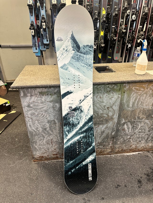 Mens Lib Technologies Snowboards | The Boardroom Snowboard Shop Mens Lib Technologies Snowboards | The Boardroom Snowboard Shop